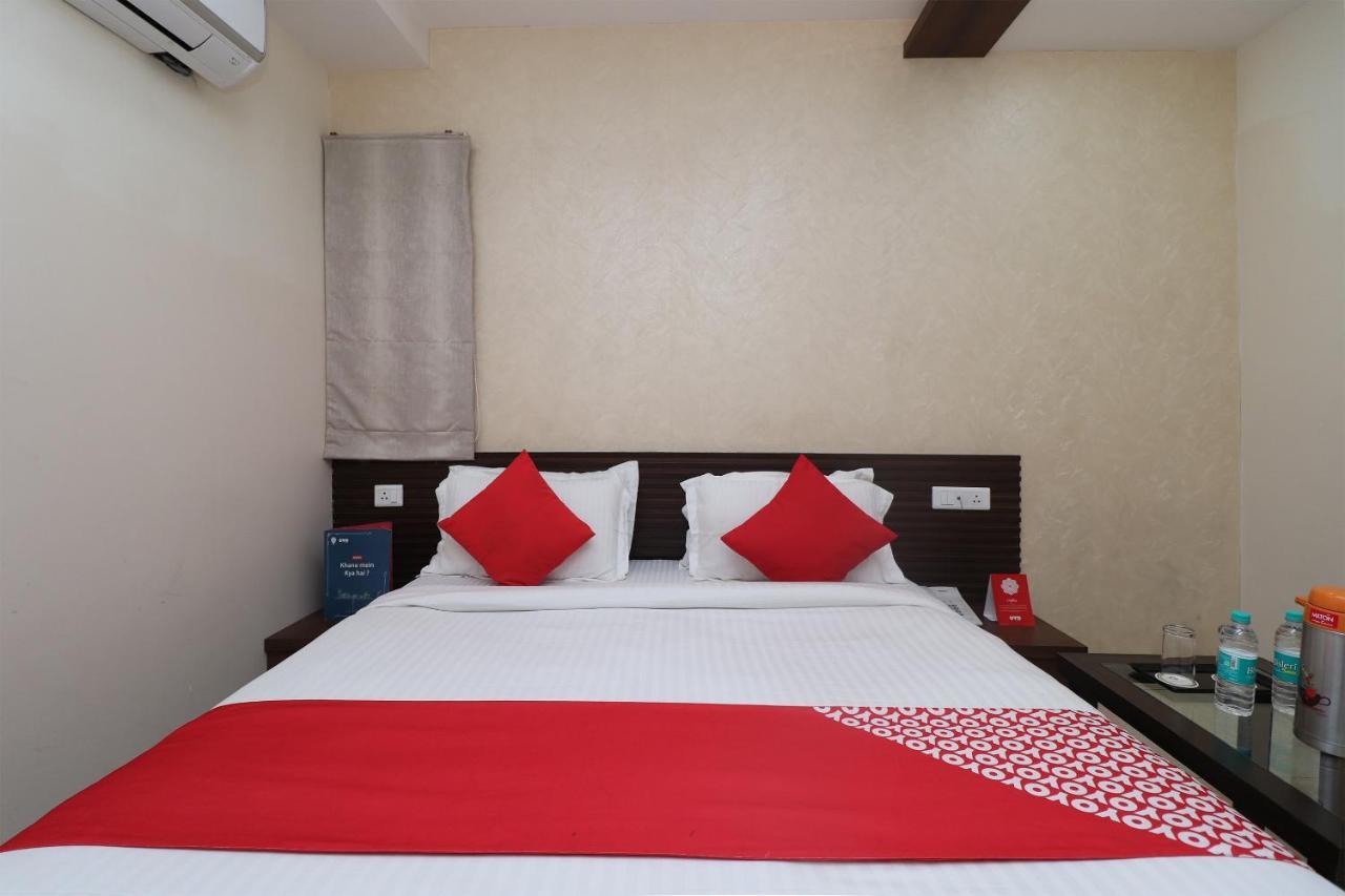 Oyo 29382 Golden Laurel Inn Deoria エクステリア 写真